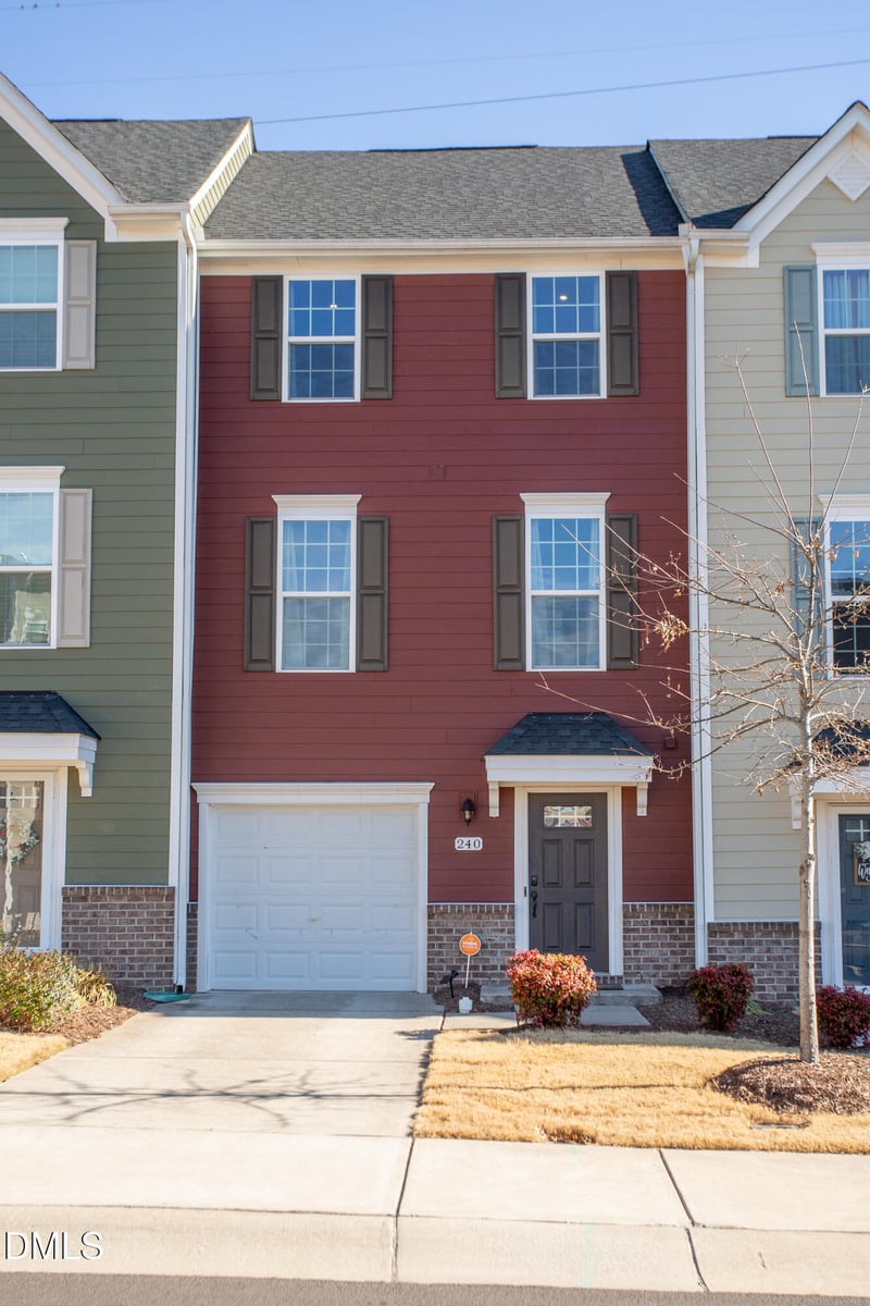 240 Brier Summit Pl, Durham, NC 27703
