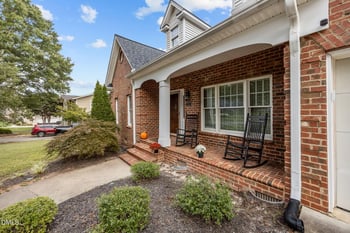 240 Coachlight Trl, Burlington, NC 27215