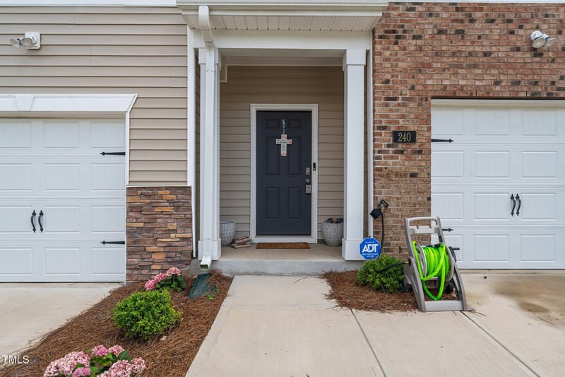 240 David Hill Dr, Sanford, NC 27330