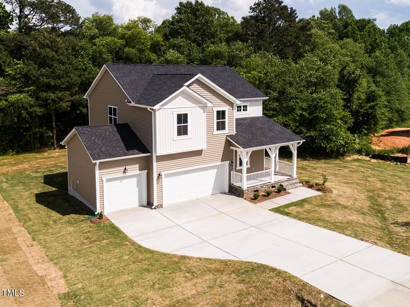 240 Fast Pitch Ln, Four Oaks, NC 27524