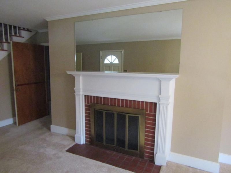 240 Highland Ave, Burlington, NC 27217