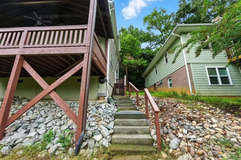 240 Jay St, Chapel Hill, NC 27516