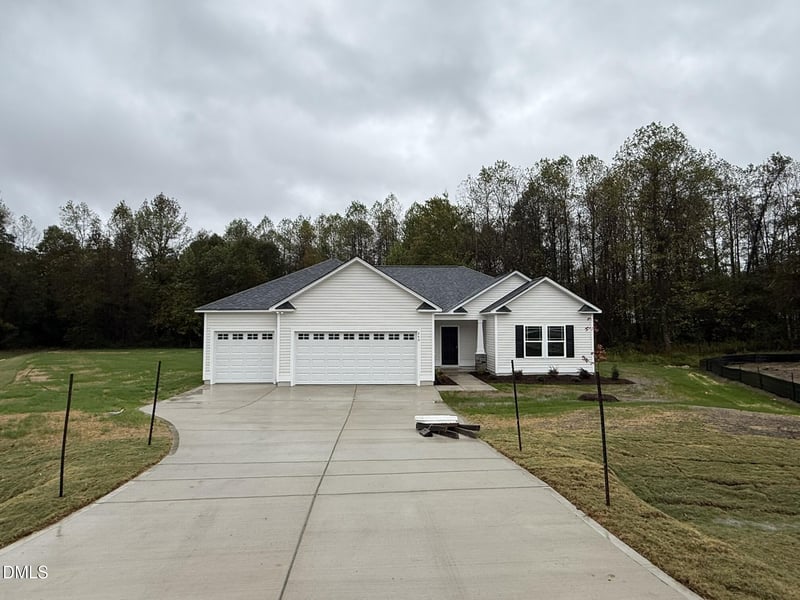 240 Mangrove Ct, Four Oaks, NC 27524