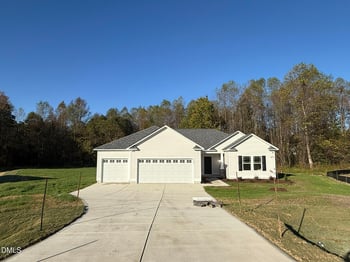 240 Mangrove Ct, Four Oaks, NC 27524