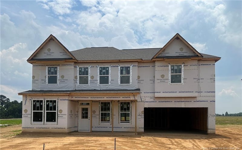 240 Margot Manor Dr, Benson, NC 27504