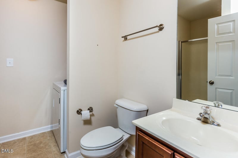 240 Michigan Ave, Cary, NC 27519