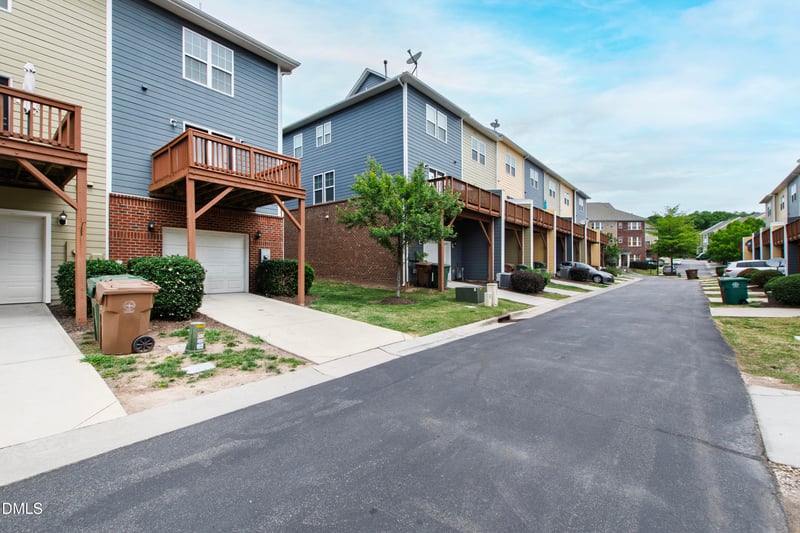 240 Michigan Ave, Cary, NC 27519