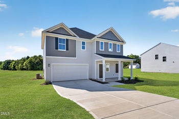 240 Shiloh Woods Cir, Smithfield, NC 27577