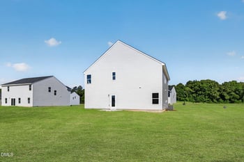 240 Shiloh Woods Cir, Smithfield, NC 27577