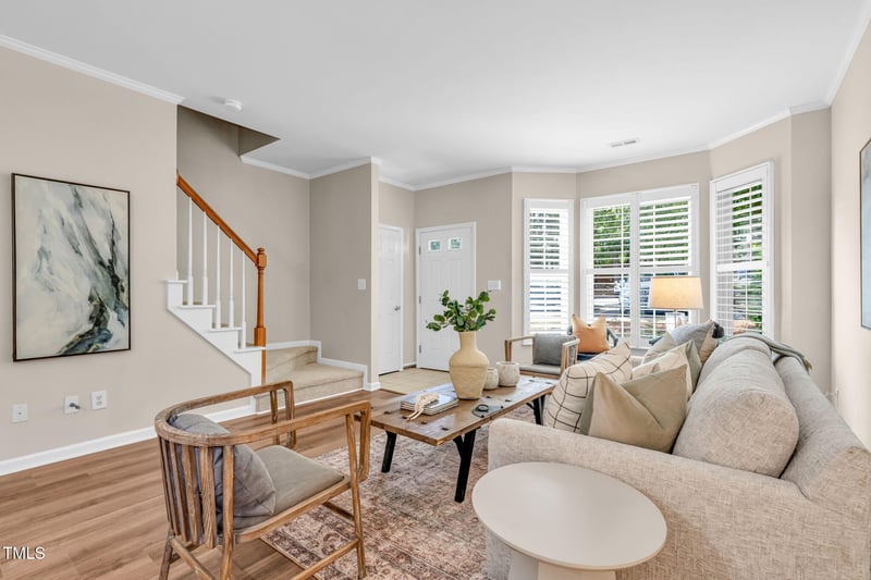 240 Standish Dr, Chapel Hill, NC 27517
