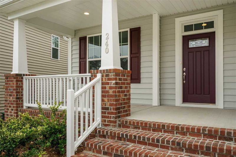 240 Turner Oaks Dr, Cary, NC 27519