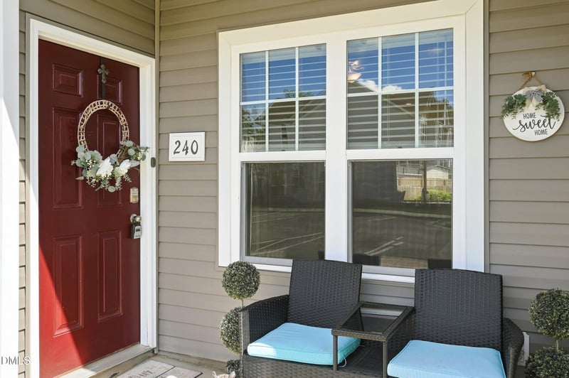 240 Yorktown Ln, Sanford, NC 27330