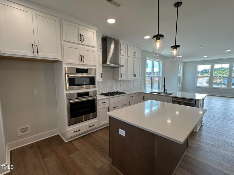 2400 Adrift Rd, Fuquay Varina, NC 27526