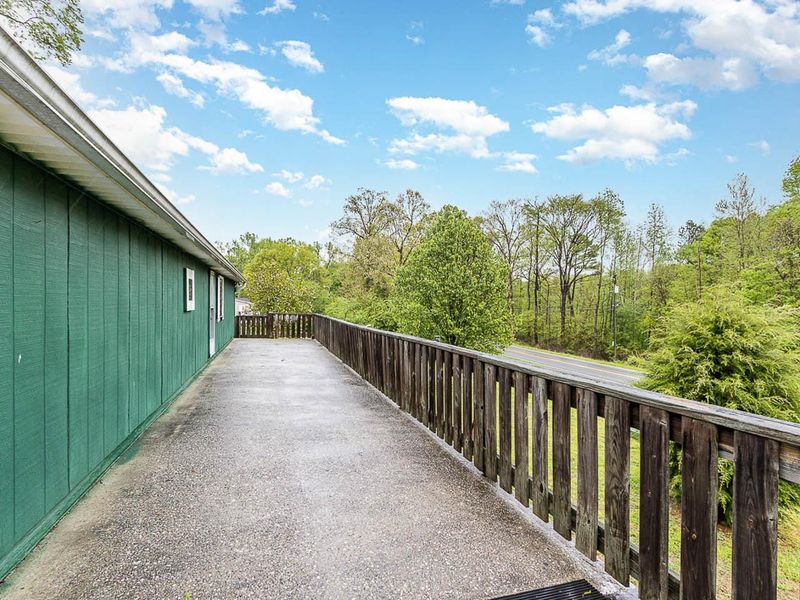 2400 Barrington Dr, Raleigh, NC 27610