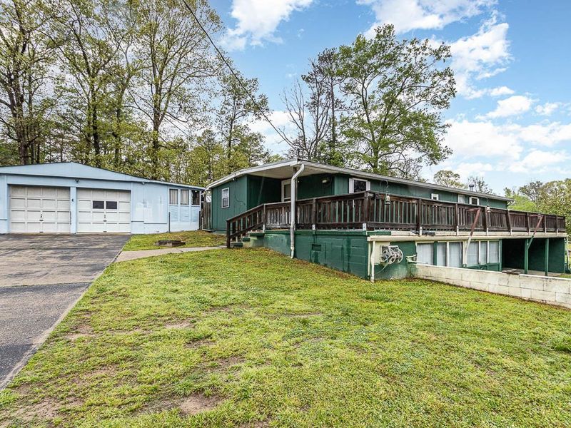 2400 Barrington Dr, Raleigh, NC 27610