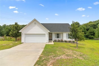 2400 Camp Lejeune Ct, Hope Mills, NC 28348