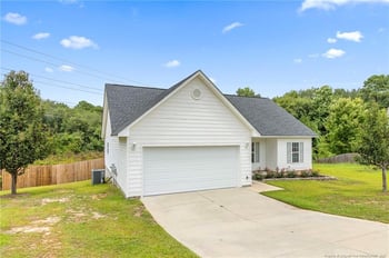 2400 Camp Lejeune Ct, Hope Mills, NC 28348