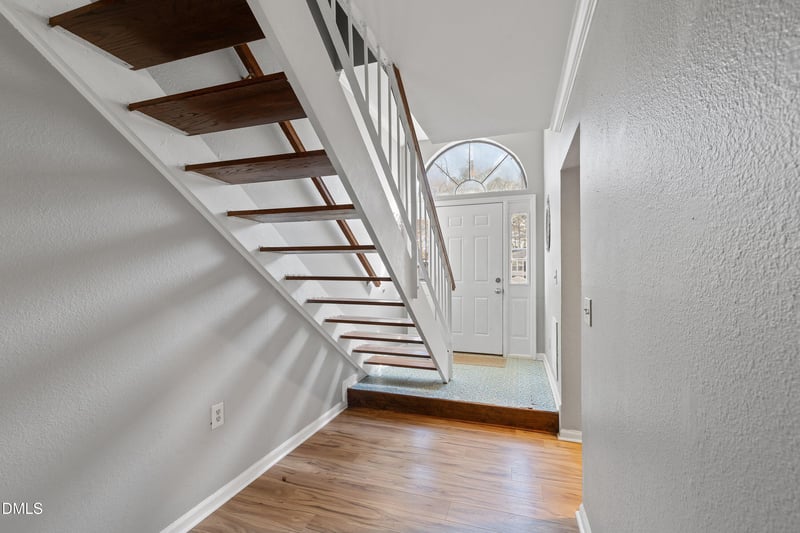 2400 Condor Ct, Raleigh, NC 27615