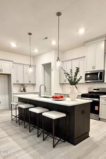 2400 Flemingstone Ln #52, Raleigh, NC 27610