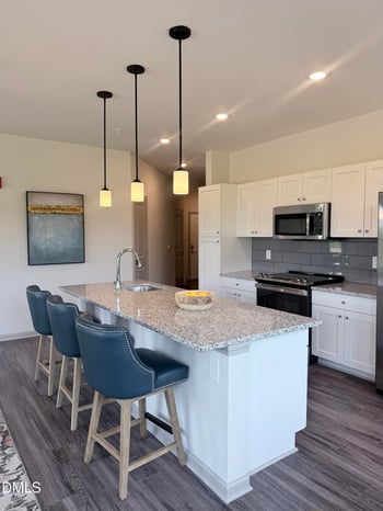 2400 Gathering Sq Ct, Fuquay Varina, NC 27526