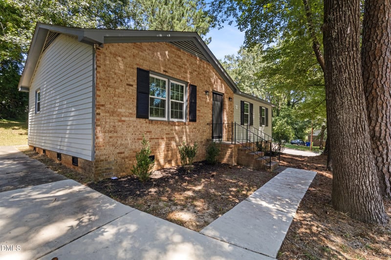 2400 Keith Dr, Raleigh, NC 27610
