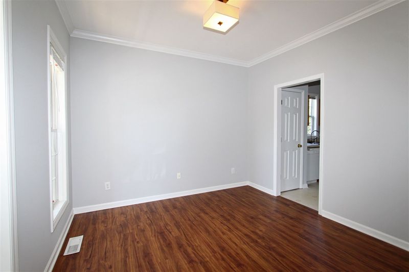 2400 Kentford Ct, Raleigh, NC 27603