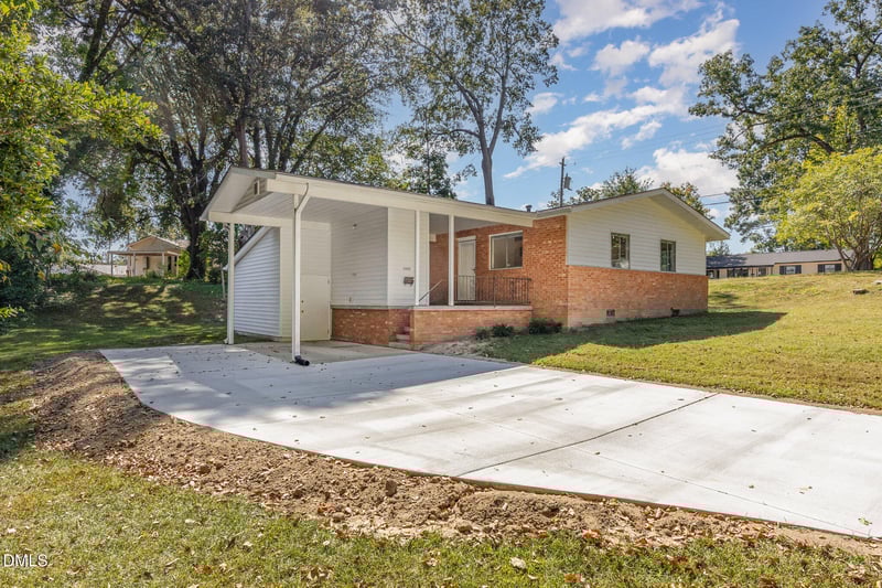 2400 Remington Rd, Raleigh, NC 27610
