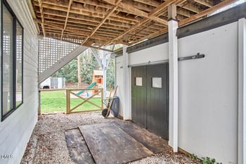 2400 Rockridge Ct, Raleigh, NC 27612