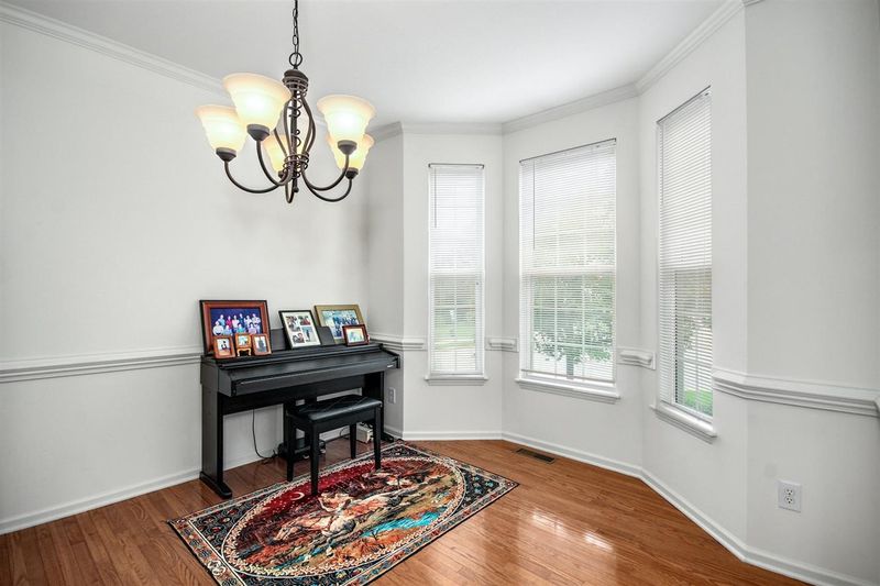 2400 Stately Oaks Dr, Raleigh, NC 27614