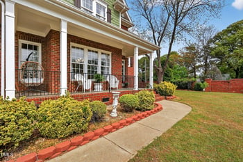 2400 Stewart St, Fuquay Varina, NC 27526