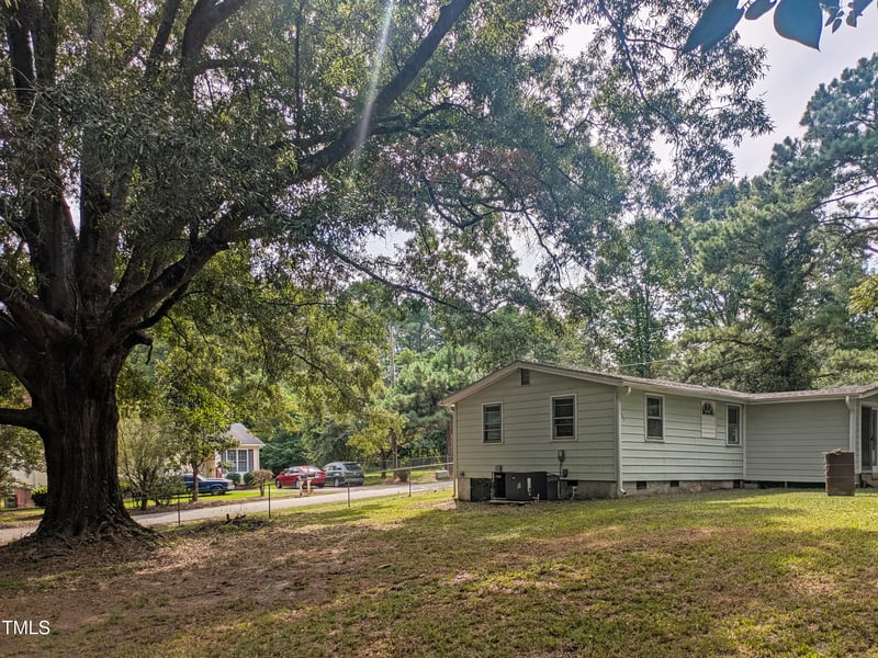 2400 Trueway Ln, Raleigh, NC 27603