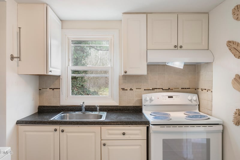 2400 Trueway Ln, Raleigh, NC 27603