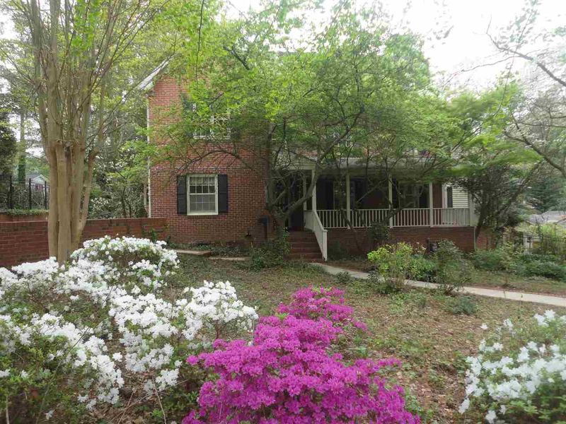 2401 Churchill Rd, Raleigh, NC 27608
