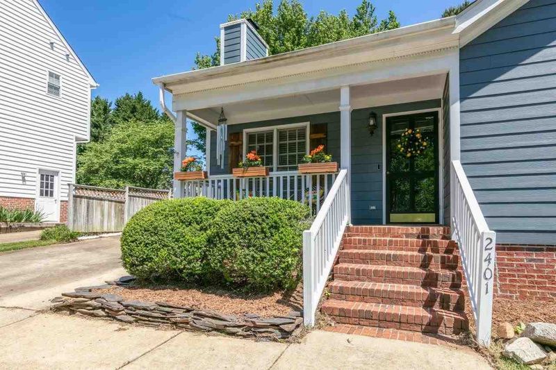 2401 Dahlgreen Rd, Raleigh, NC 27615