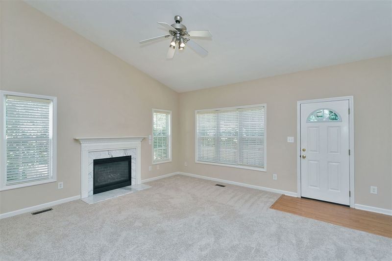 2401 Kentford Ct, Raleigh, NC 27603