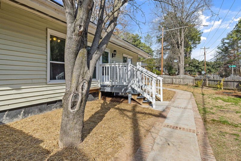 2401 Miriam Cir, Durham, NC 27704