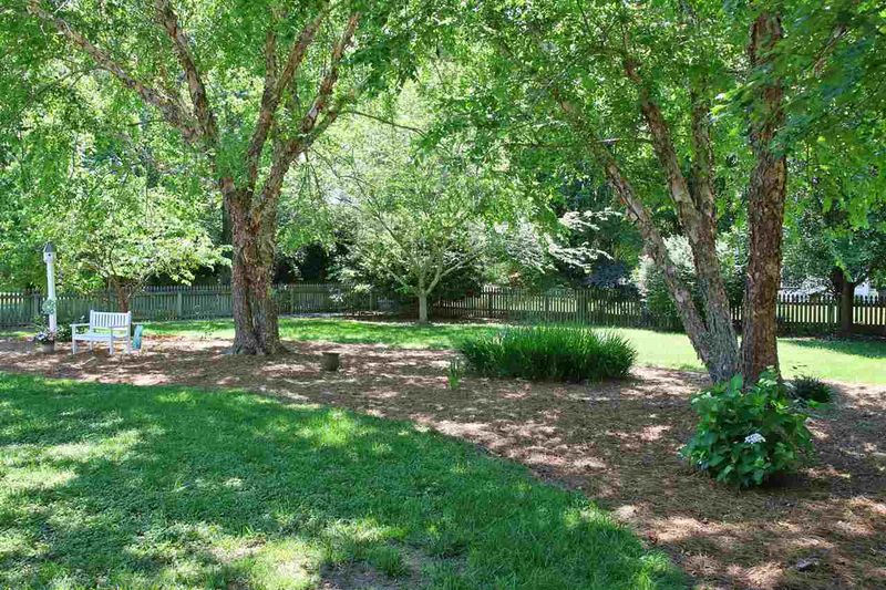 2401 Tiltonshire Ln, Apex, NC 27539