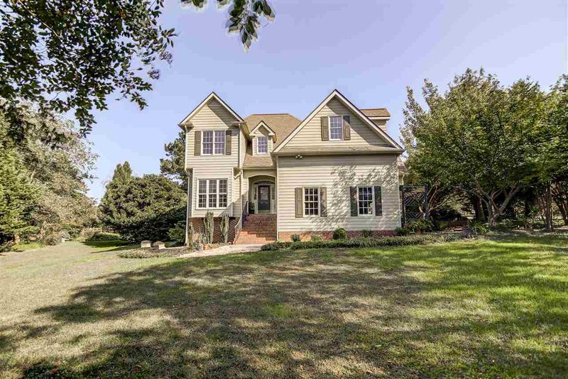 2401 Trifle Ln, Wake Forest, NC 27587