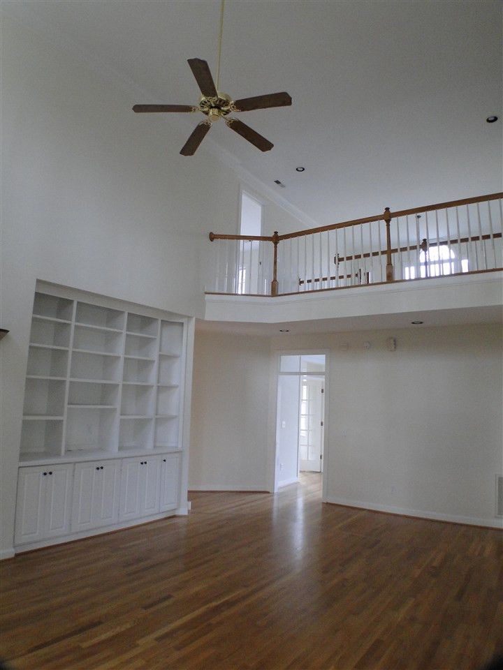 2402 Pathway Dr, Chapel Hill, NC 27516