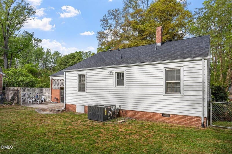 2402 Shenandoah Ave, Durham, NC 27704