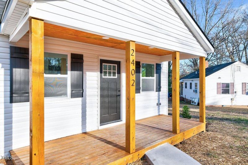 2402 Stephenson St, Durham, NC 27704