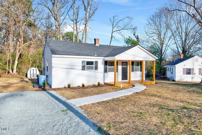 2402 Stephenson St, Durham, NC 27704
