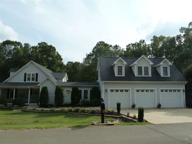2402 Windy Hill Rd, Durham, NC 27703