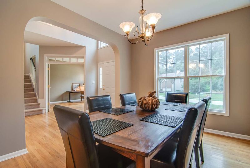 2403 Becketts Ridge Dr, Hillsborough, NC 27278