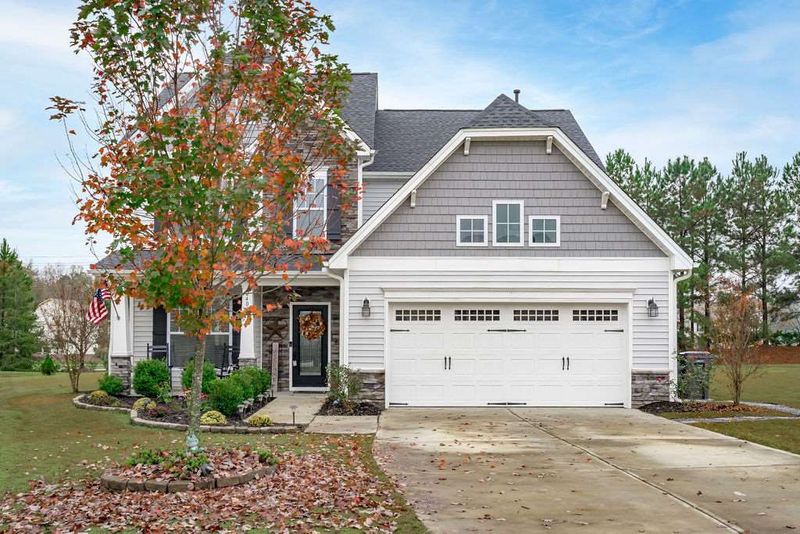 2403 Cattail Pond Dr, Zebulon, NC 27597