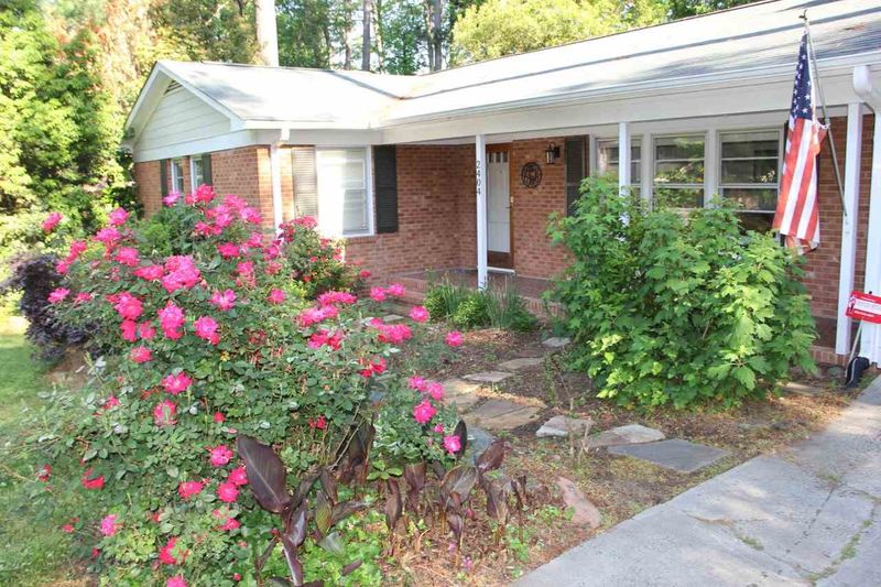 2404 Alpine Rd, Durham, NC 27707