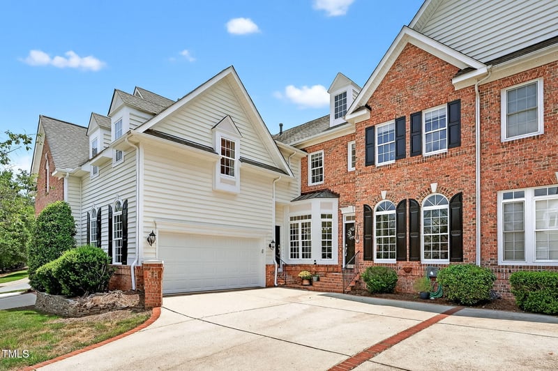 2404 Carriage Oaks Dr, Raleigh, NC 27614