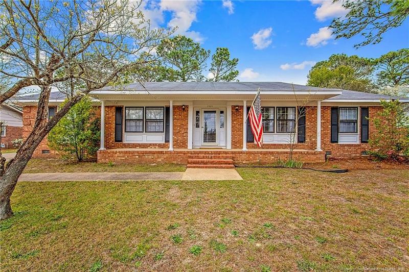 2404 Colgate Dr, Fayetteville, NC 28304