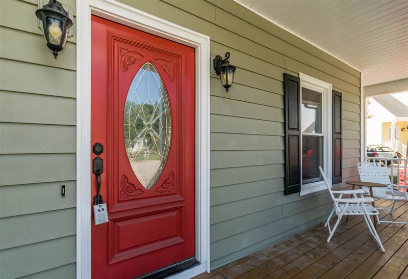 2404 Cookshire Dr, Raleigh, NC 27604