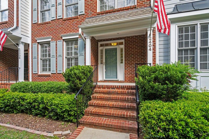 2404 St Pauls Sq, Raleigh, NC 27614
